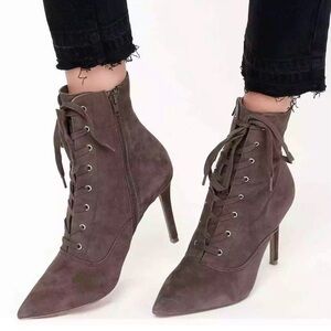 Steve Madden Jinx taupe suede  Brown Lace-Up Ankle Boots sz 7 nwob